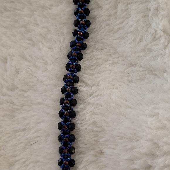 X's and O's Handmade Bracelet - Picture 3 of 5